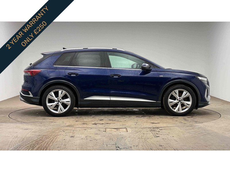Audi Q4 e-tron S line - U2448