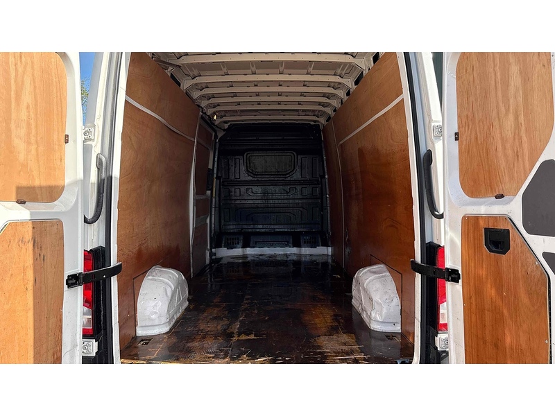 Volkswagen Crafter TDI CR35 Startline - U2471