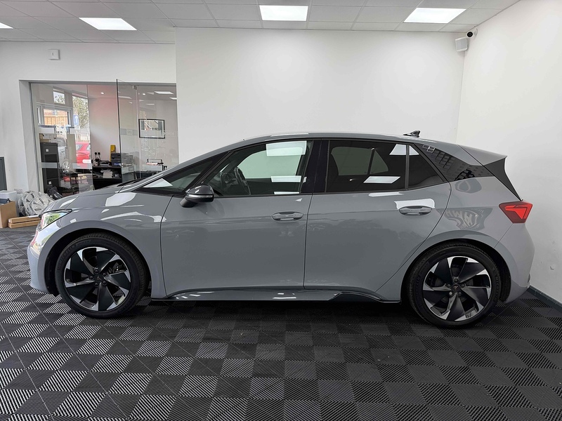 CUPRA Born e-Boost V2 - U2473