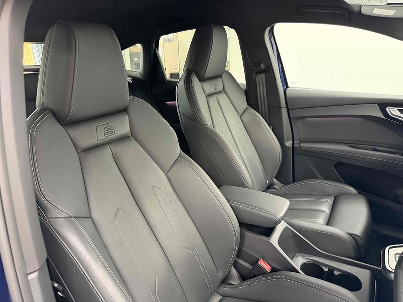 Audi Q4 e-tron Edition 1 - U2474
