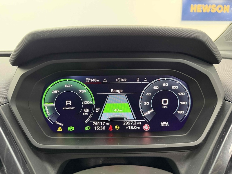 Audi Q4 e-tron Edition 1 - U2474
