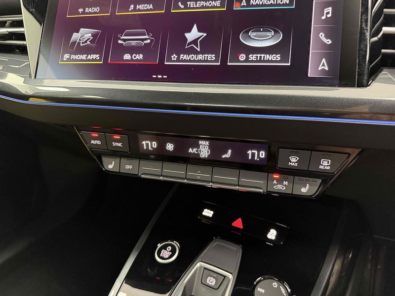Audi Q4 e-tron Edition 1 - U2474