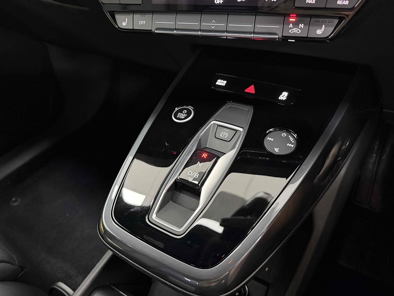 Audi Q4 e-tron Edition 1 - U2474