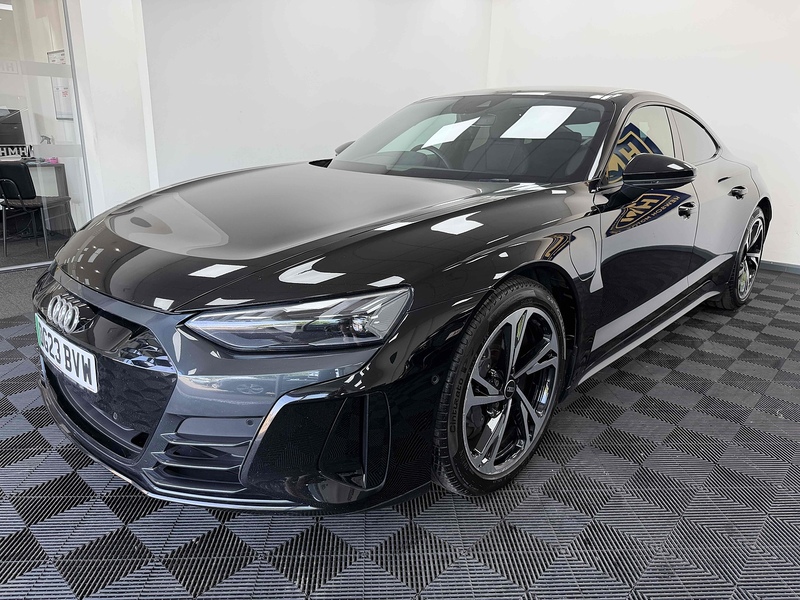 Audi e-tron GT  - U2476
