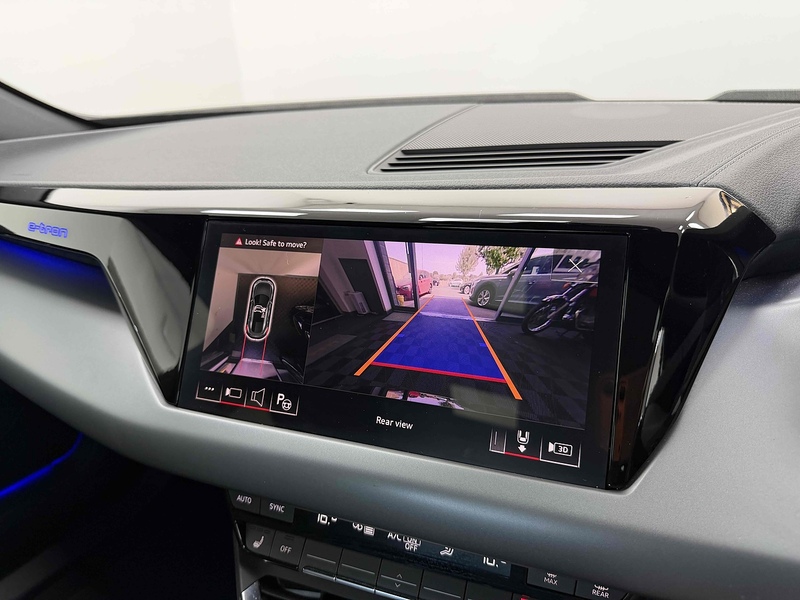 Audi e-tron GT  - U2476