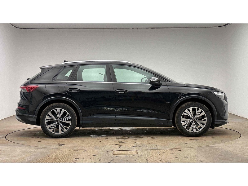 Audi Q4 e-tron Sport - U2480