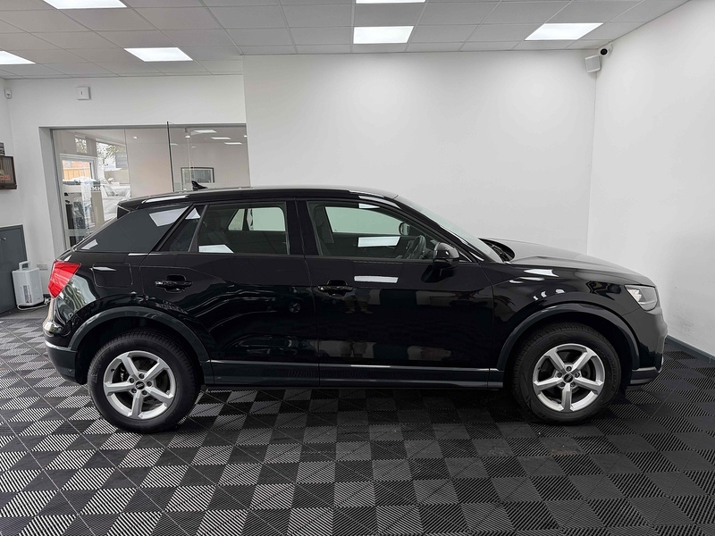 Audi Q2 TDI Technik - U2486