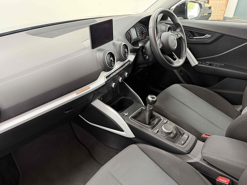 Audi Q2 TDI Technik - U2486