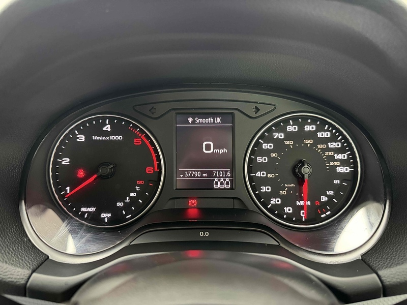 Audi Q2 TDI Technik - U2486