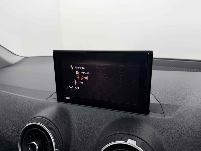 Audi Q2 TDI Technik - U2486