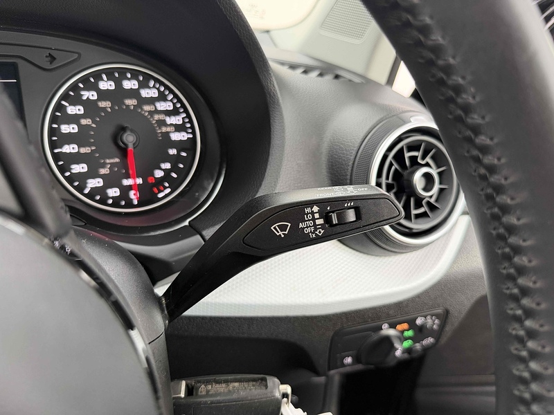 Audi Q2 TDI Technik - U2486