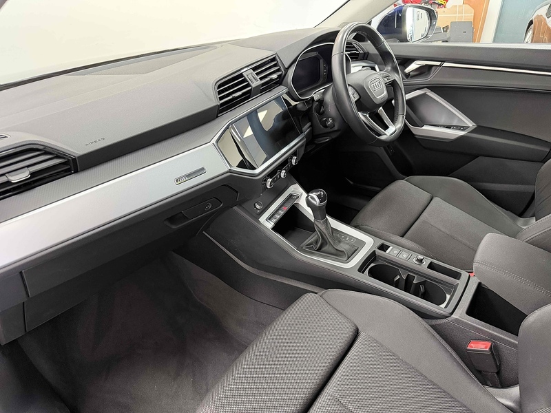Audi Q3 TFSI CoD Sport - U2495