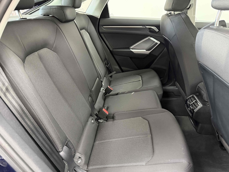 Audi Q3 TFSI CoD Sport - U2495