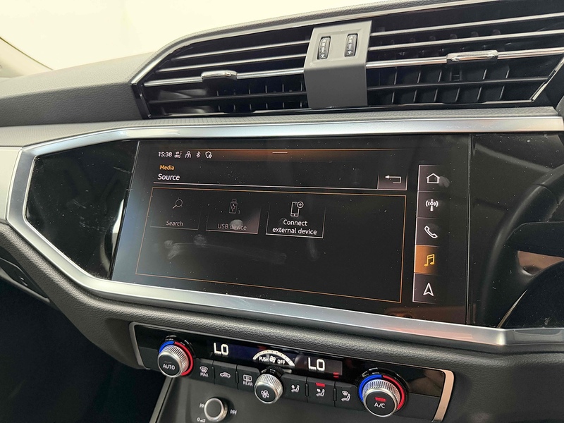 Audi Q3 TFSI CoD Sport - U2495