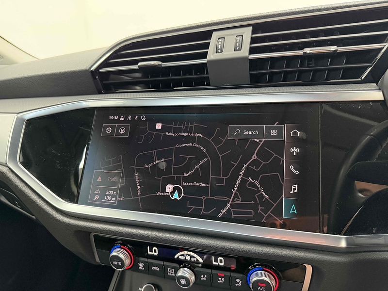 Audi Q3 TFSI CoD Sport - U2495