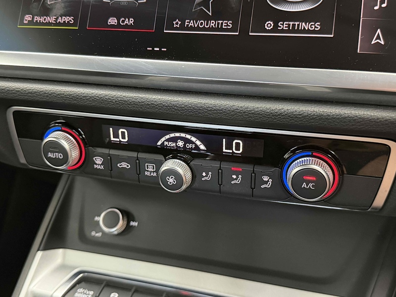 Audi Q3 TFSI CoD Sport - U2495