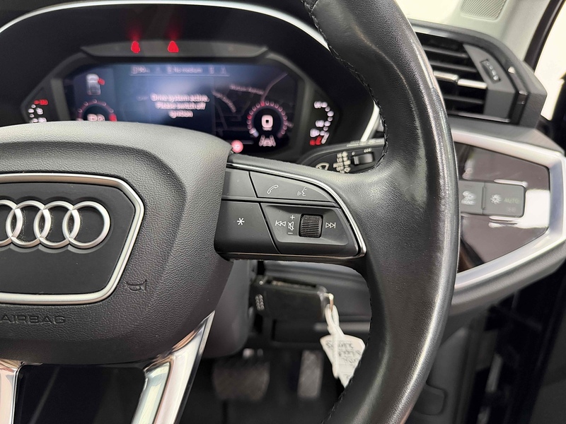 Audi Q3 TFSI CoD Sport - U2495