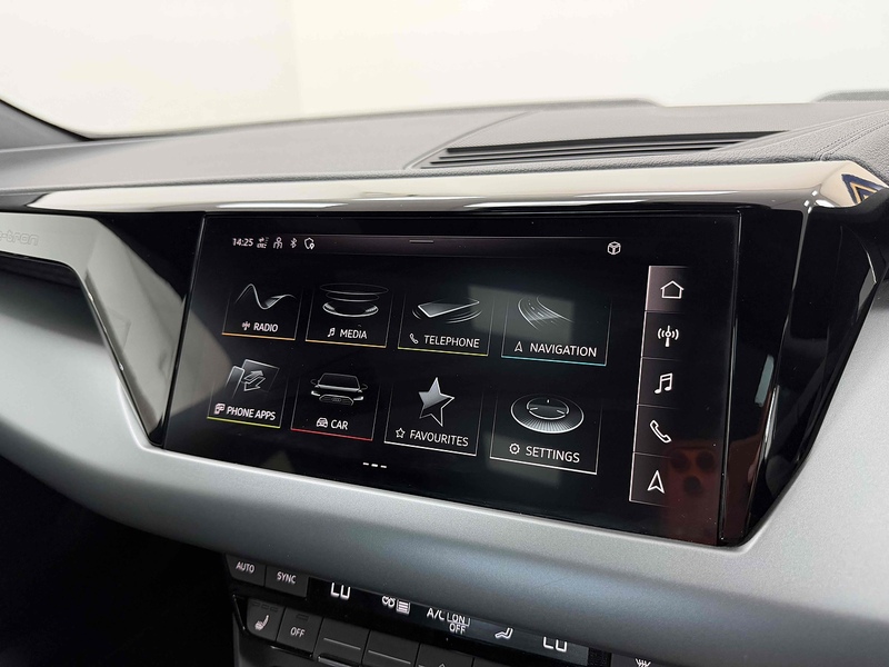 Audi e-tron GT  - U2500
