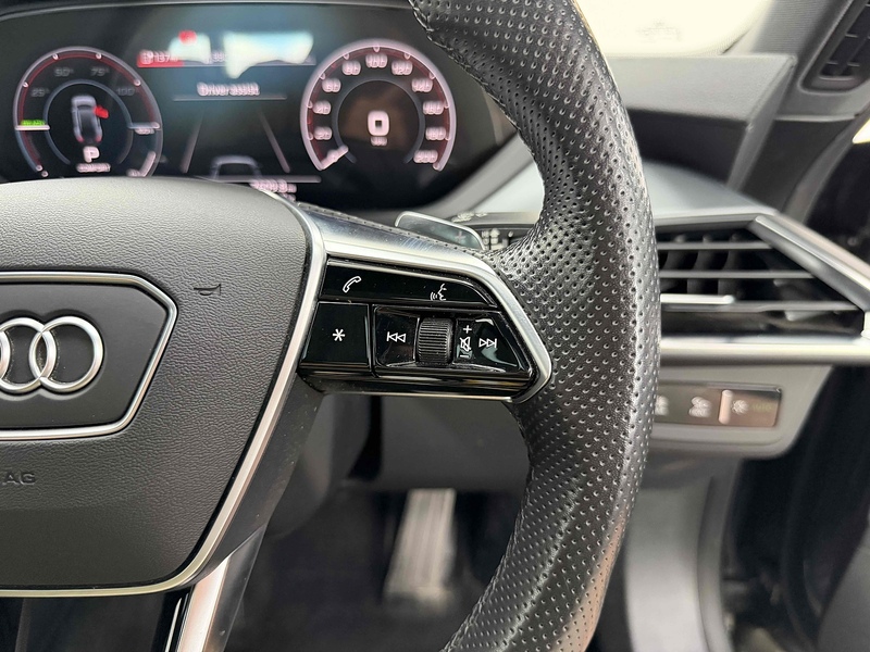 Audi e-tron GT  - U2500