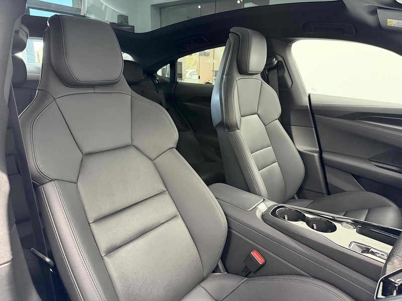 Audi e-tron GT  - U2501