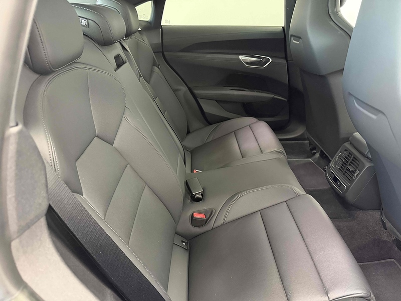 Audi e-tron GT  - U2501
