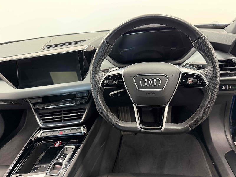 Audi e-tron GT  - U2501
