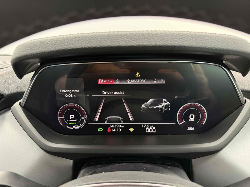 Audi e-tron GT  - U2501