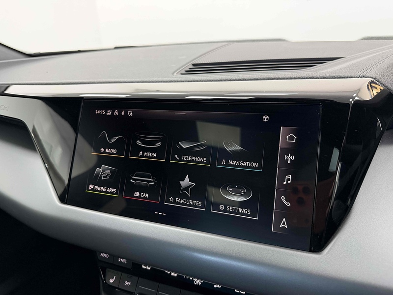 Audi e-tron GT  - U2501