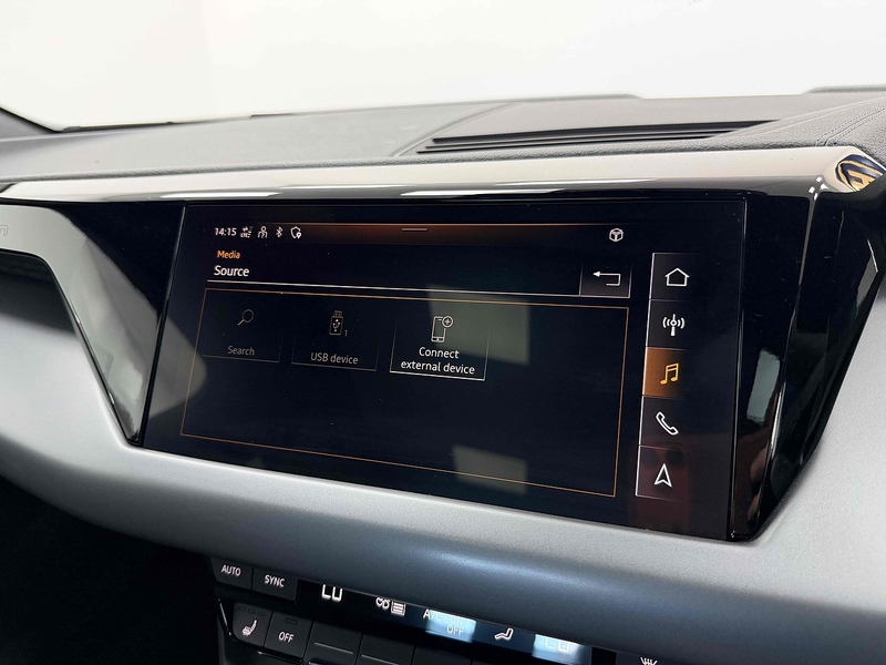 Audi e-tron GT  - U2501