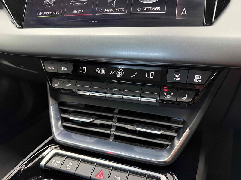 Audi e-tron GT  - U2501