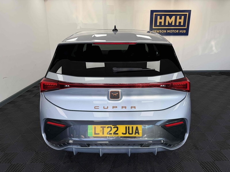 CUPRA Born V3 - U2504