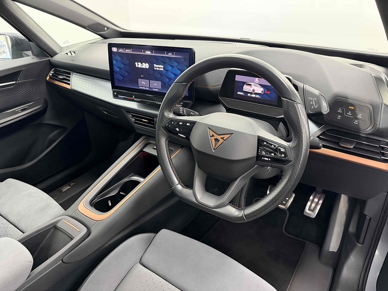 CUPRA Born V3 - U2504