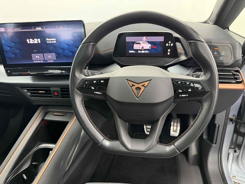 CUPRA Born V3 - U2504