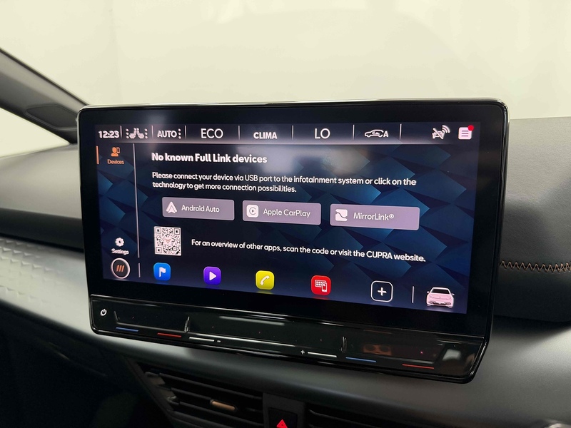 CUPRA Born V3 - U2504