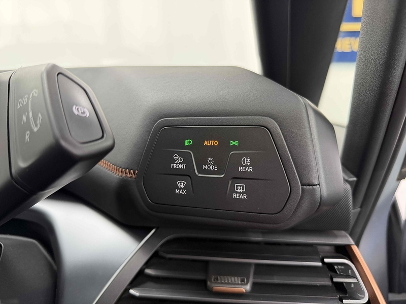 CUPRA Born V3 - U2504