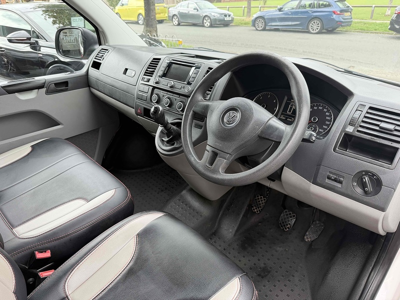 Volkswagen Transporter TDI BlueMotion Tech T28 - U2506