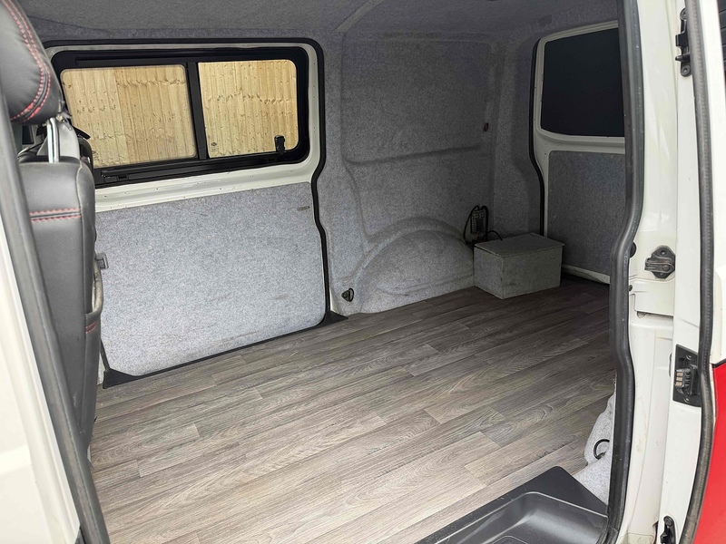 Volkswagen Transporter TDI BlueMotion Tech T28 - U2506