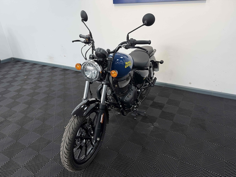 Royal Enfield Meteor 350  - U2507