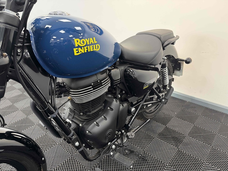 Royal Enfield Meteor 350  - U2507