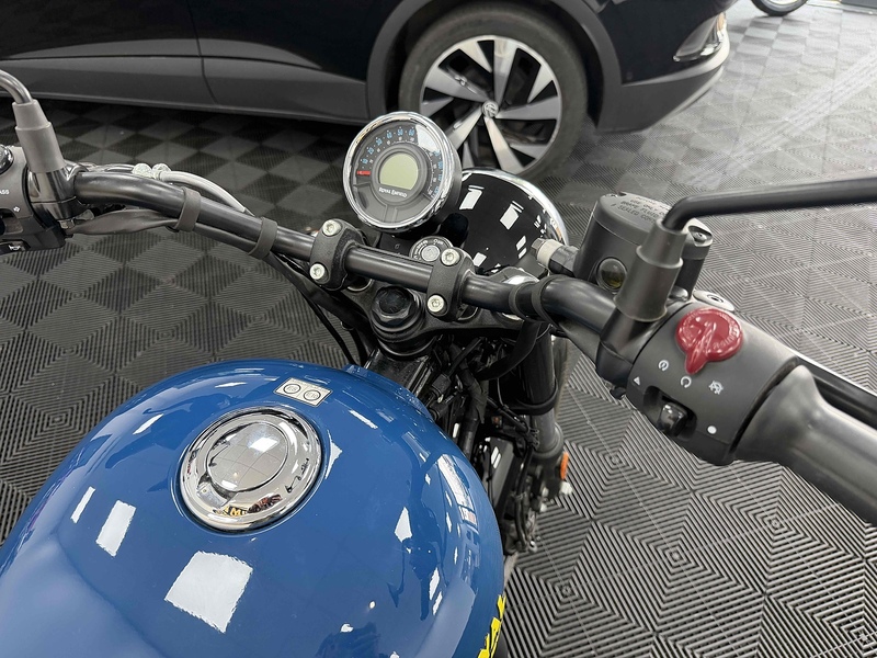 Royal Enfield Meteor 350  - U2507