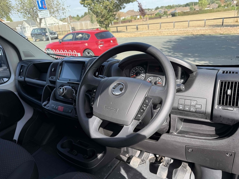 Vauxhall Movano CDTi 3500 BiTurbo Prime - U2513