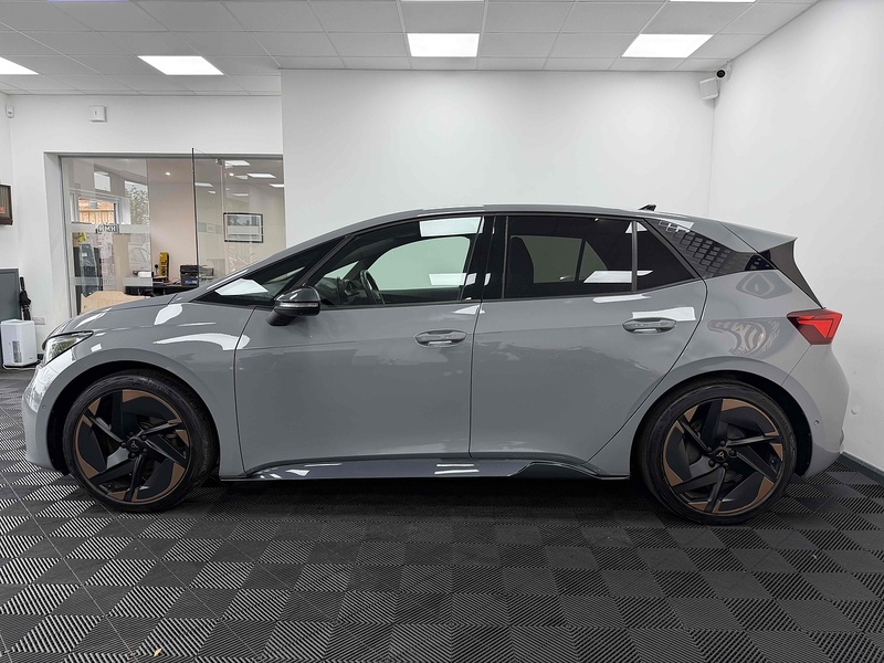 CUPRA Born e-Boost V3 - U2536