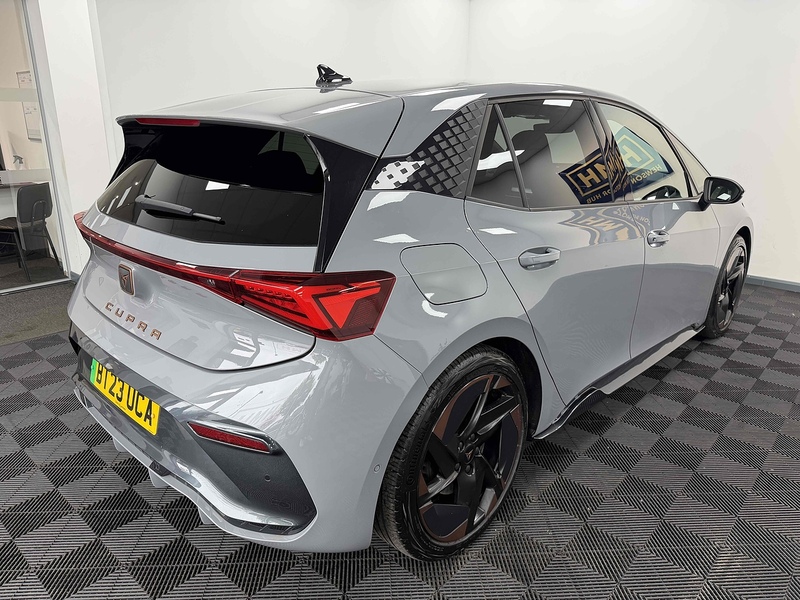 CUPRA Born e-Boost V3 - U2536