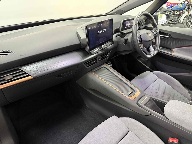 CUPRA Born e-Boost V3 - U2536