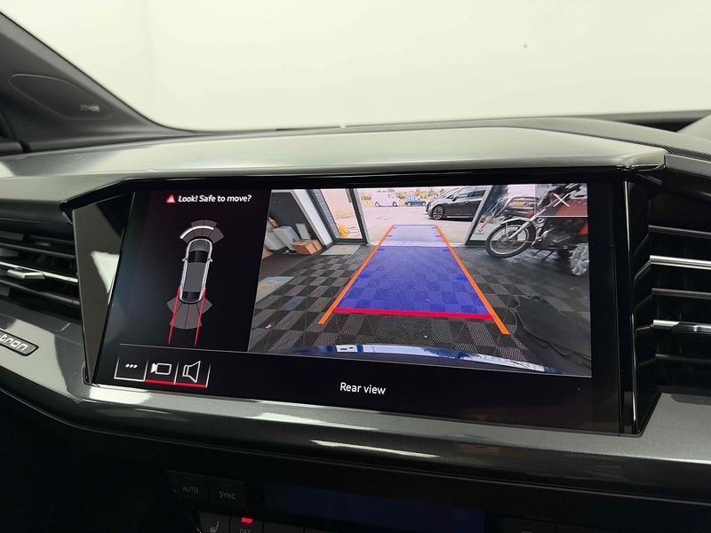 Audi Q4 e-tron Edition 1 - U2539