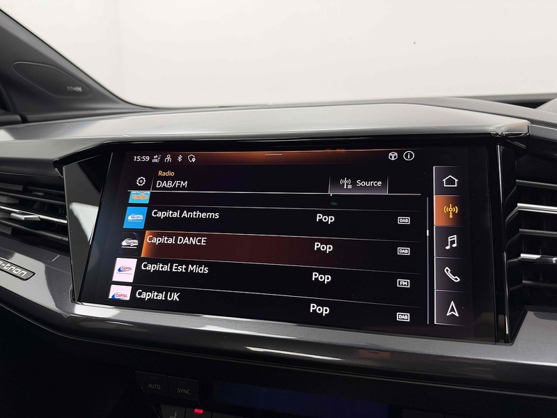 Audi Q4 e-tron Edition 1 - U2539