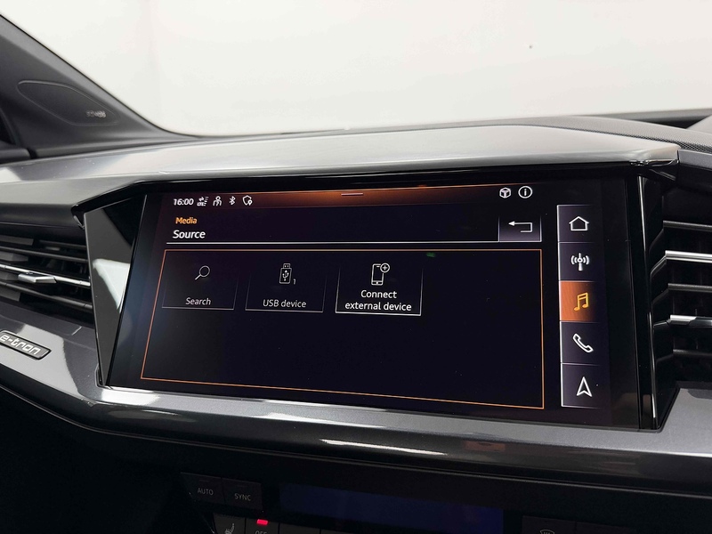 Audi Q4 e-tron Edition 1 - U2539