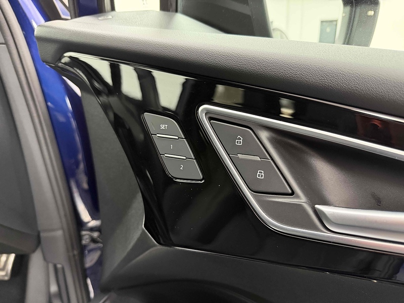 Audi Q4 e-tron Edition 1 - U2539