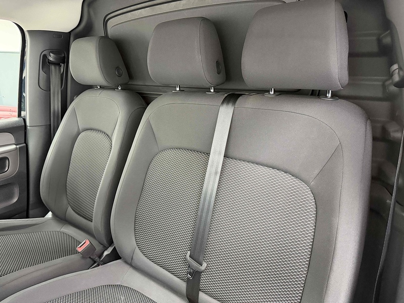 Volkswagen ID. Buzz Cargo Pro Commerce - U2549