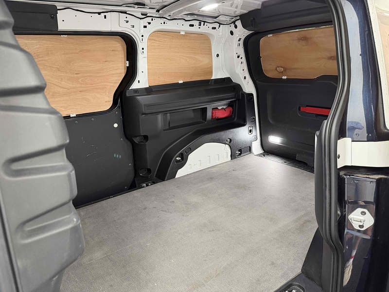 Volkswagen ID. Buzz Cargo Pro Commerce - U2549